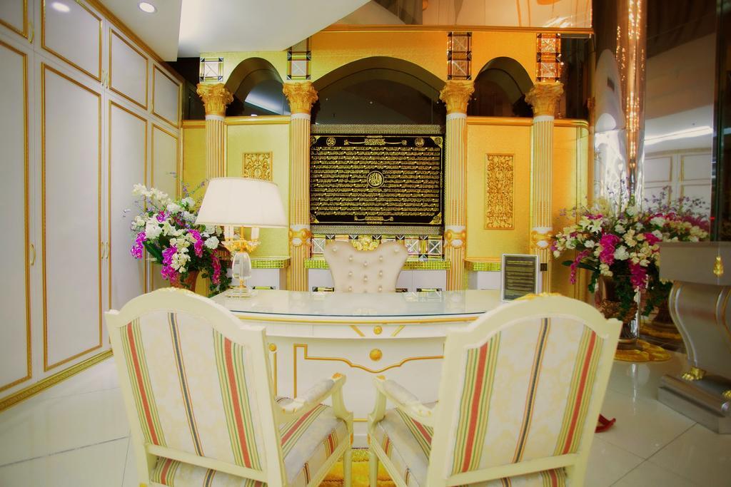 Lace Boutique Hotel